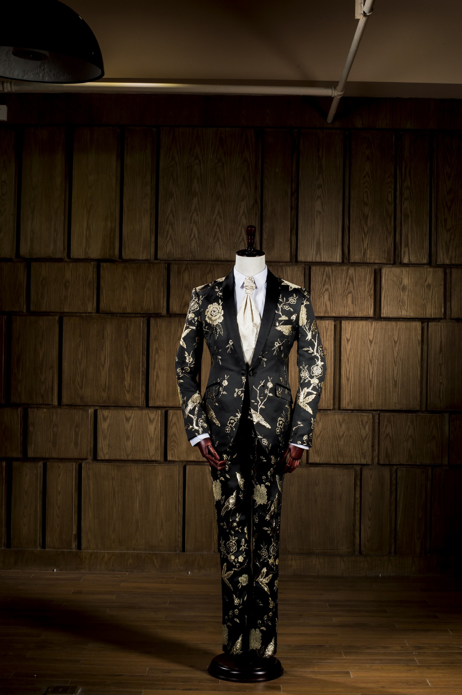 男士西服,西裝禮服,男士西裝,西服推薦,西服訂製,西服出租,西裝價格,西裝推薦